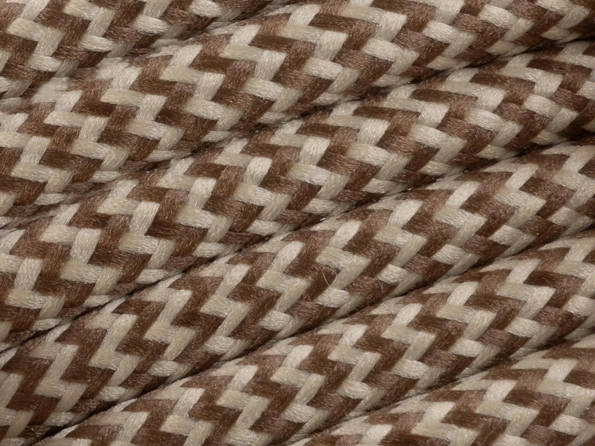 Beige met bruin strijkijzersnoer - zigzag motief - 2 aderig