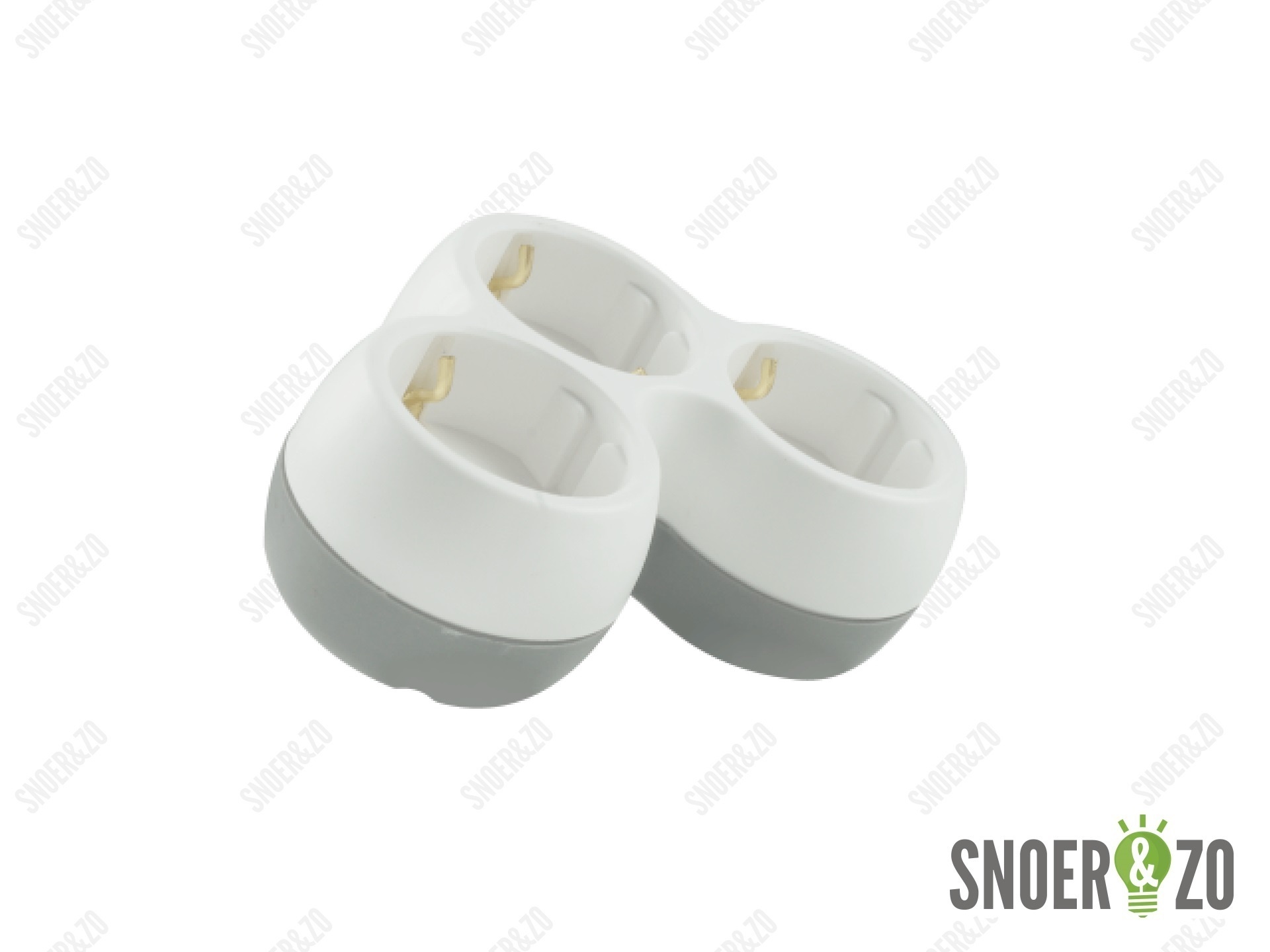 Doorvoerstekker Technik wit 3-voudig met randaarde Doorvoerstekker Technik wit 3-voudig met randaarde