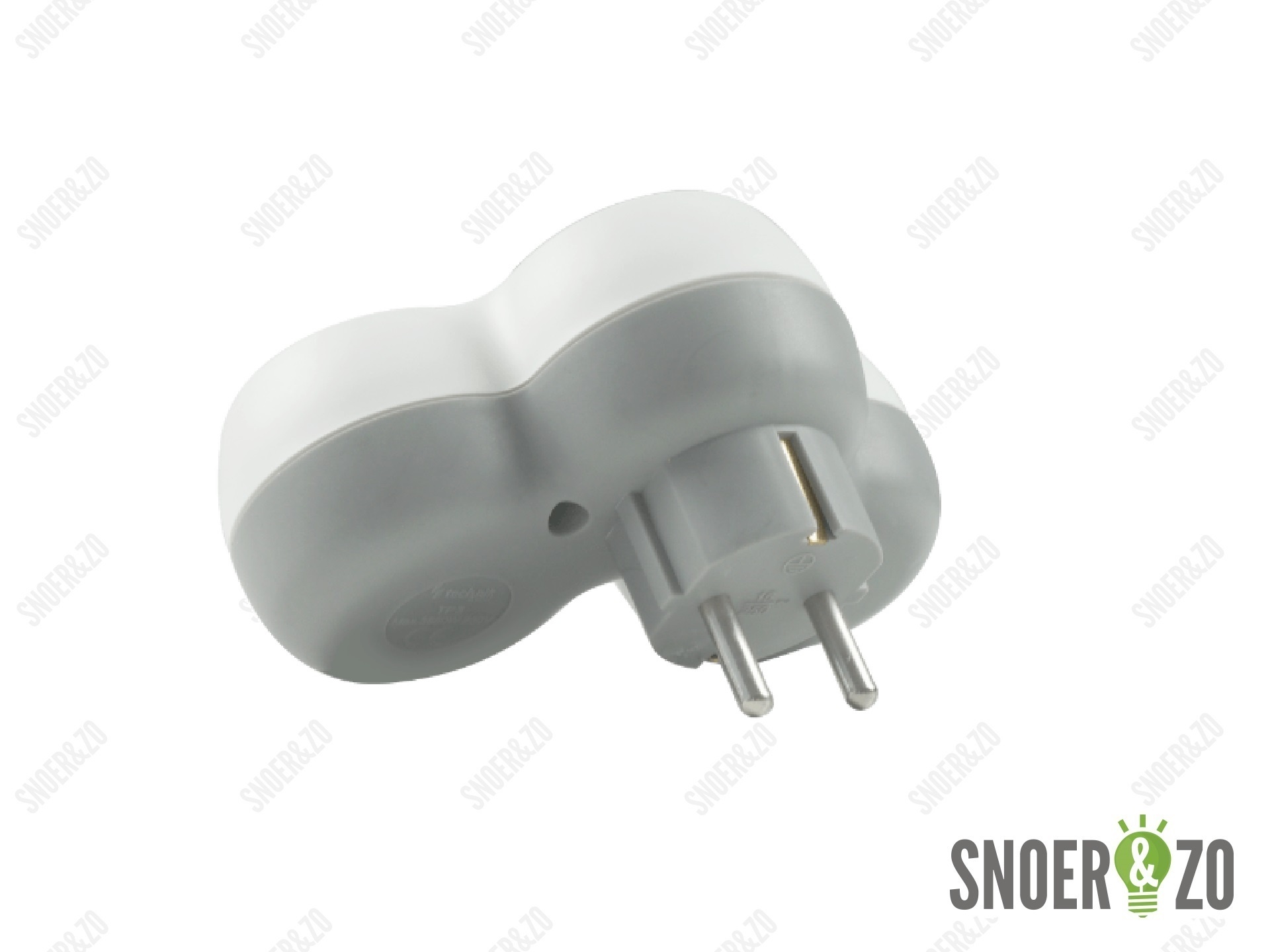 Doorvoerstekker Technik wit 3-voudig met randaarde Doorvoerstekker Technik wit 3-voudig met randaarde