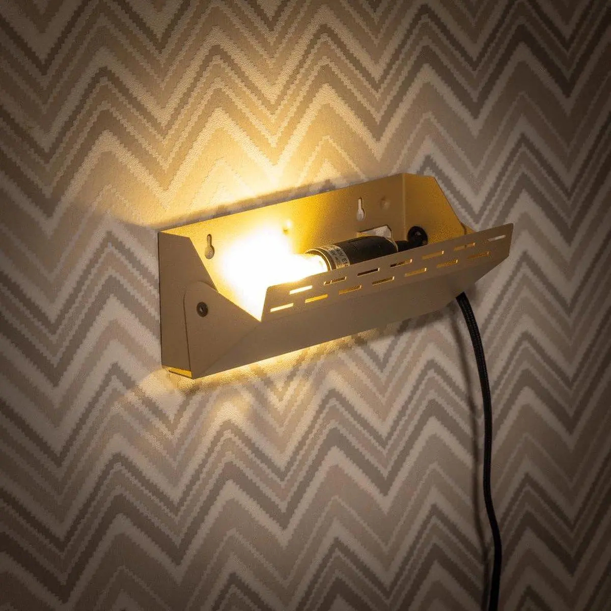 ETH bed wandlamp Lano - mat brons