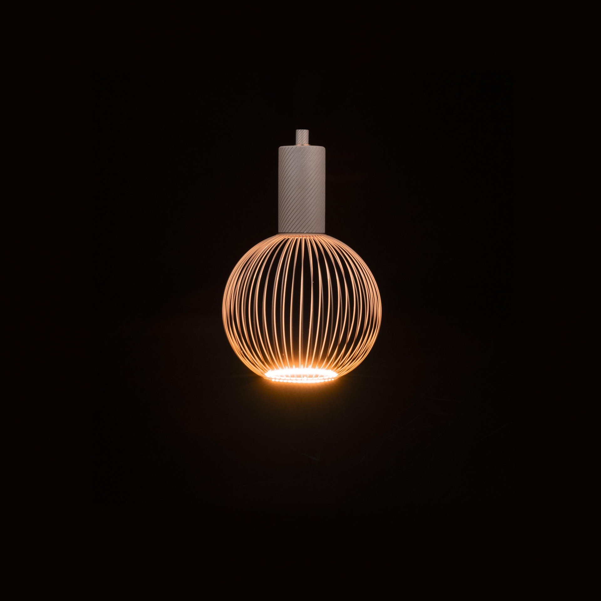 Segula LED Floating Filo Globe 180 mm 5W 2200K sand