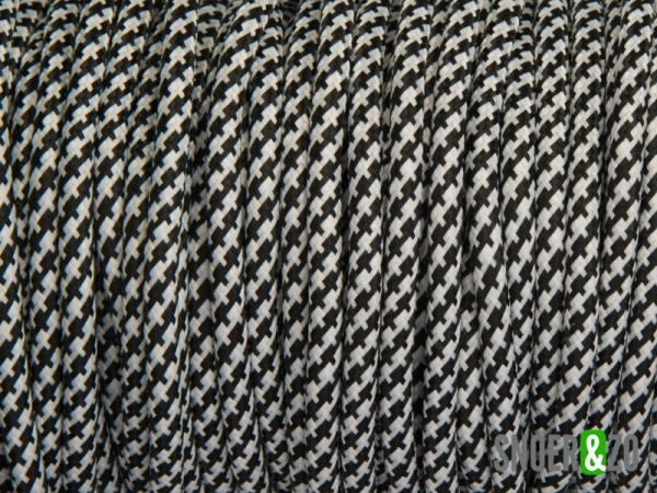 Zwart met wit strijkijzersnoer - mix motief - 2 aderig